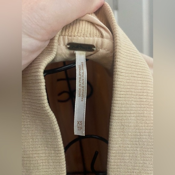 Free People Ruched Linen Bomber Jacket 💕 - Picture 9 of 9